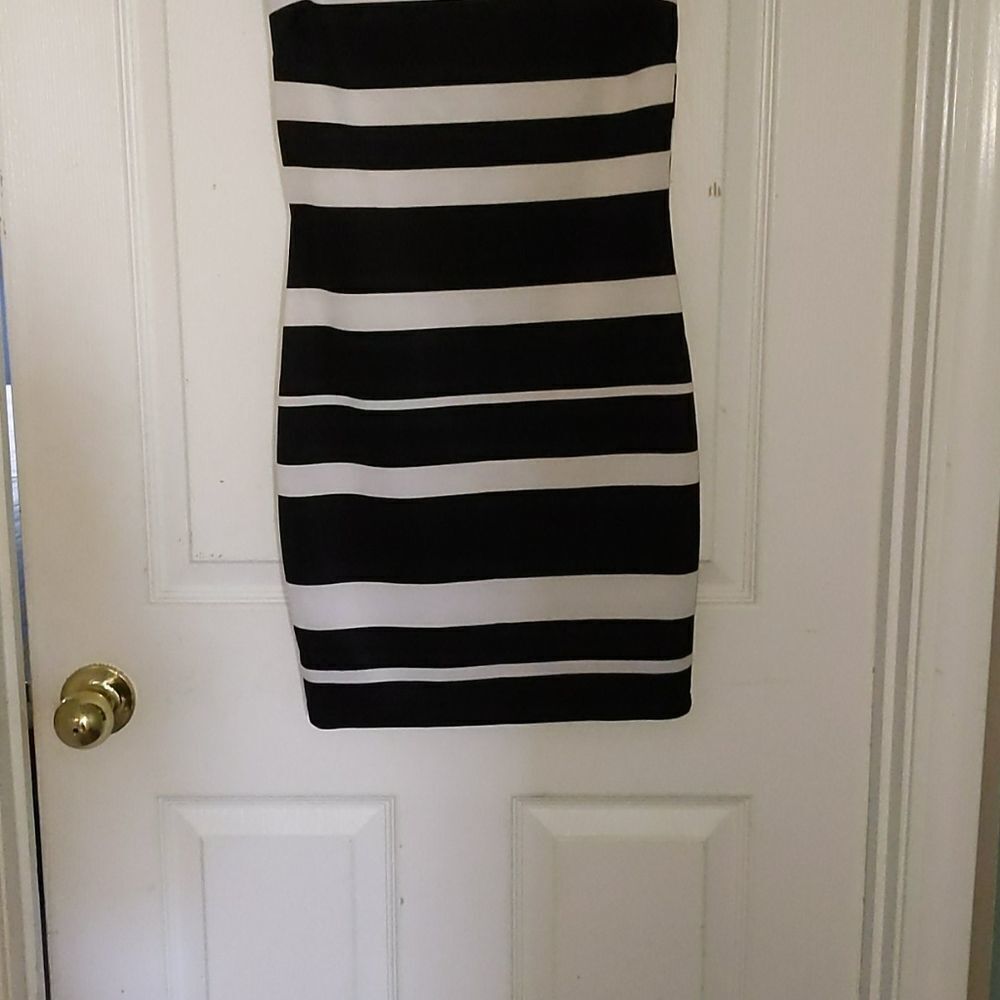 Alt.B black white stripe fitted dress Sz M - Picture 2 of 4